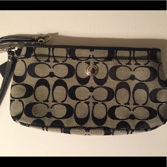Coach Large Wristlet Black and Grey - Never used! - Picture 1 of 4